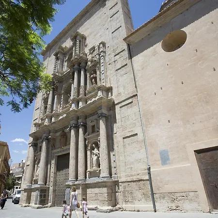 Singularstays Plaza Del Carmen * Валенсия