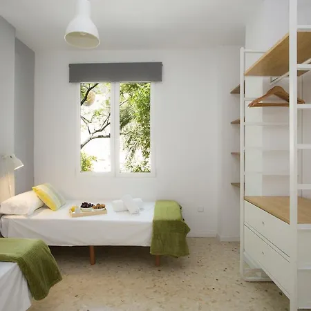 Апартаменты Singularstays Plaza Del Carmen Валенсия